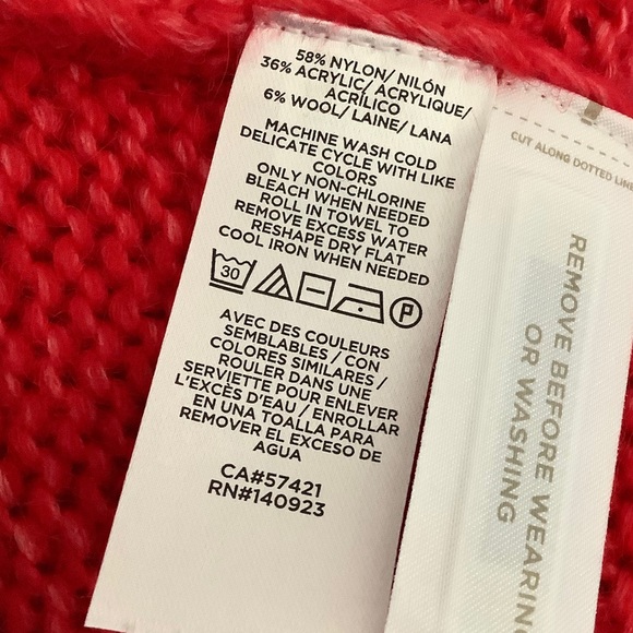 Loft Plus crop cable knit turtleneck Red Sweater - Picture 5 of 6